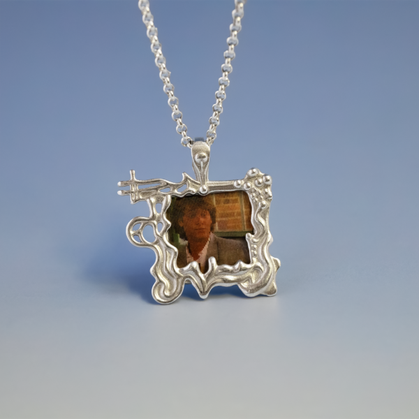 Fangirl Lenticular Frame Necklace